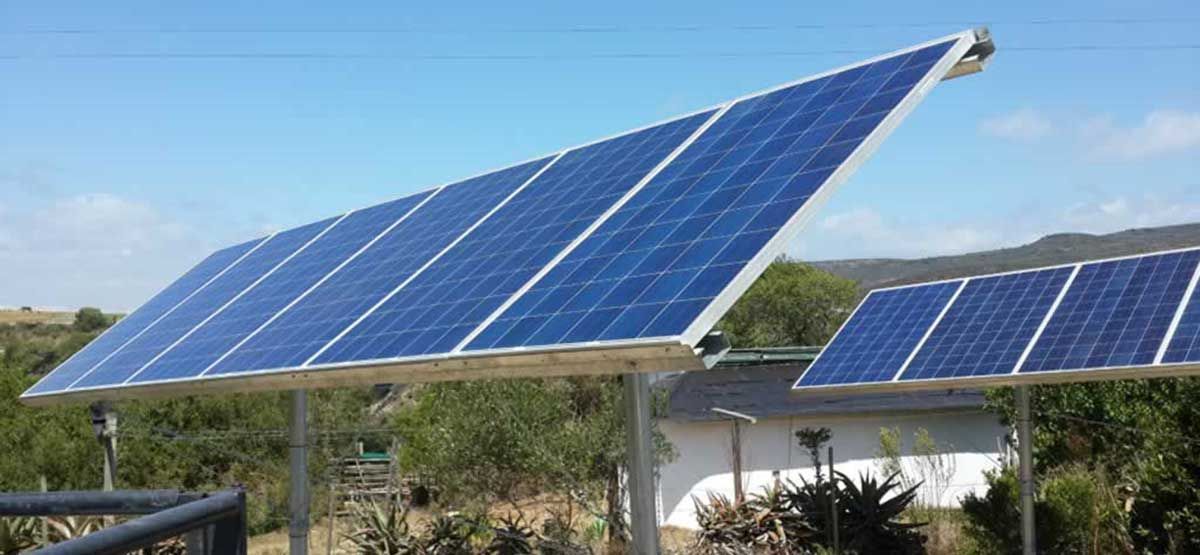 Stillbay off grid solar installation solar array, ground mounted