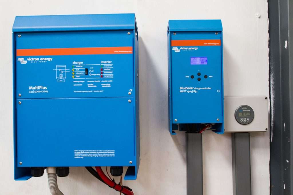 Victron energy inverter and MPPT