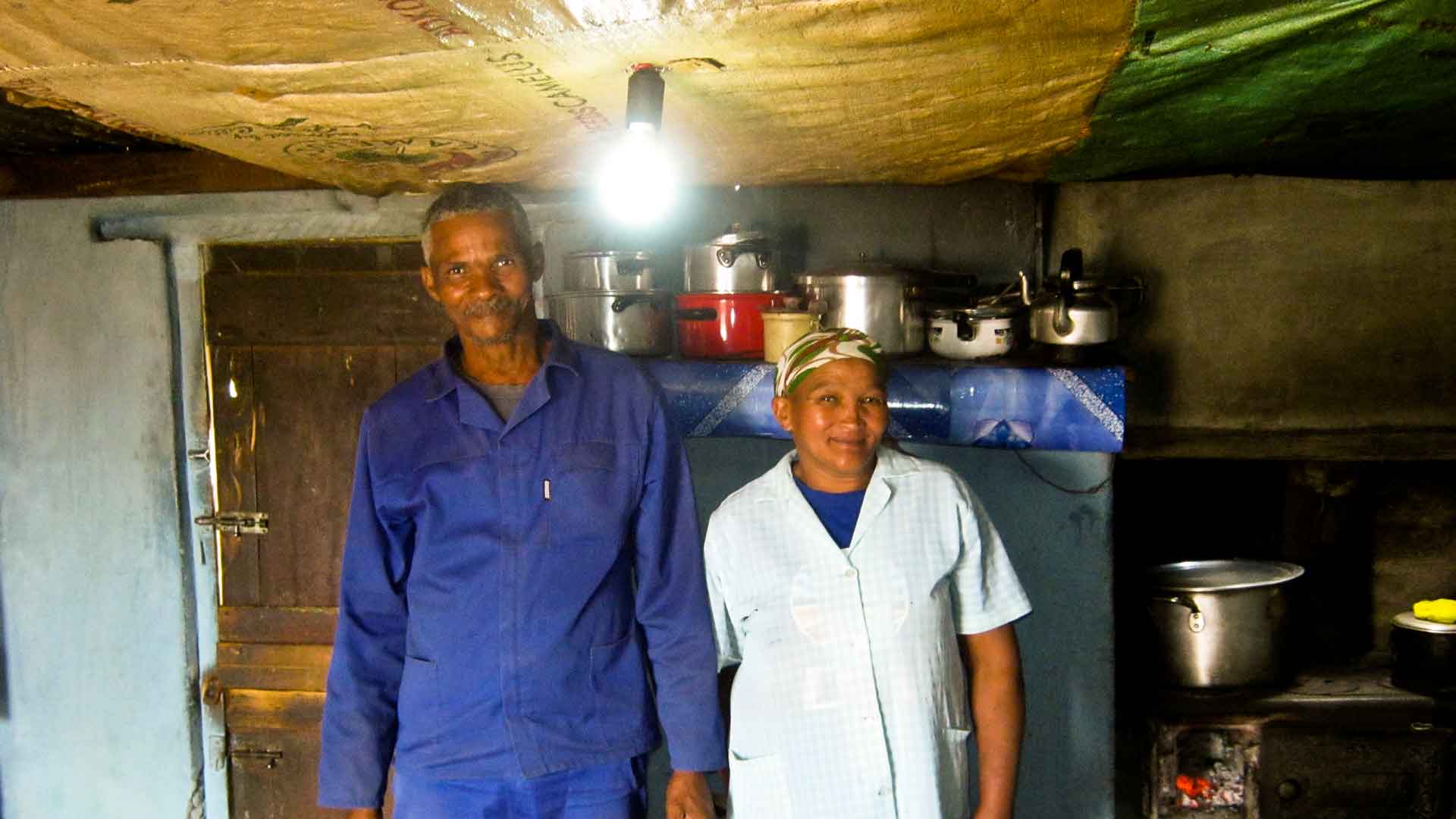 DC solar power distribution