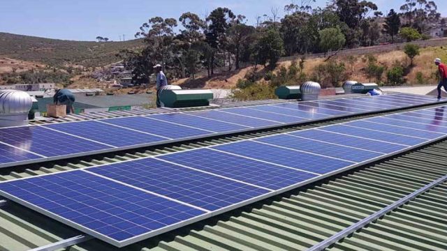 25kWp Grid-tied solar system installation - roof panels