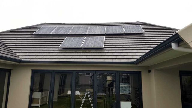 2.058 kWp Grid-Tie solar system installation